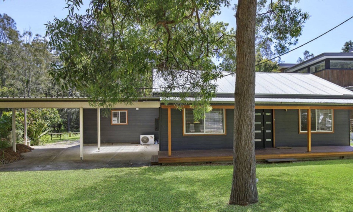 Pearl Beach House | Serene seclusion on Gem by HolidayCo.