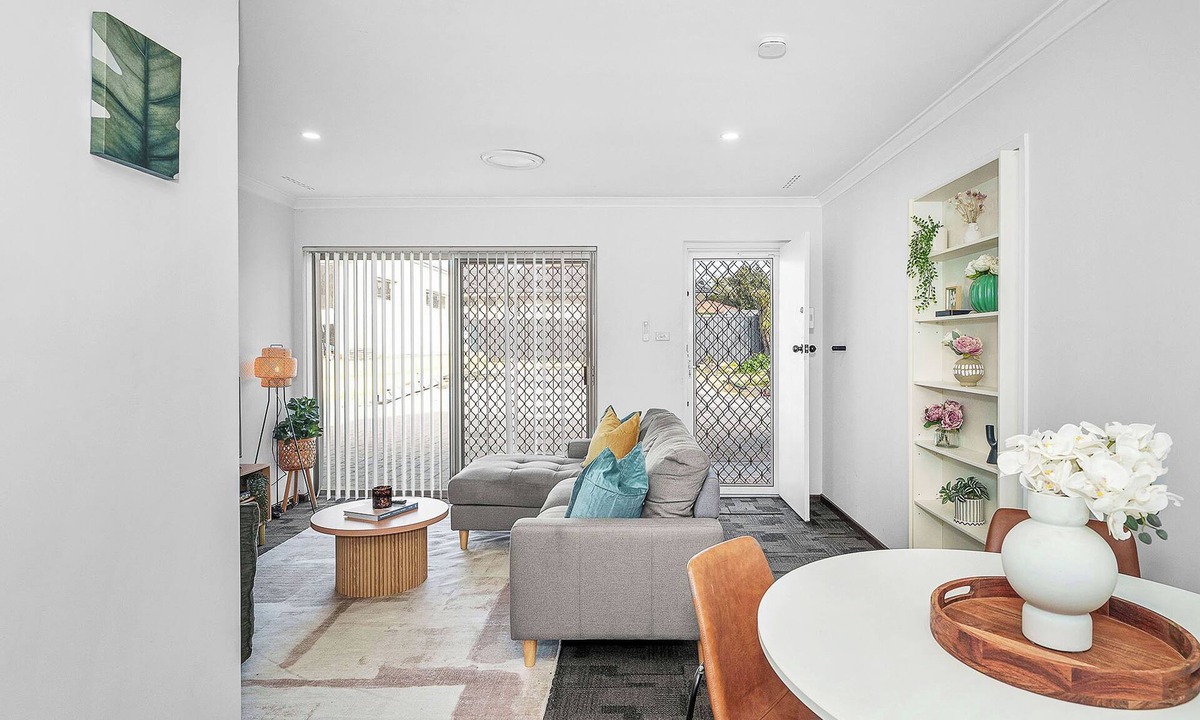 Bicton Apartment | Serene Stay: Near Perth & Freo