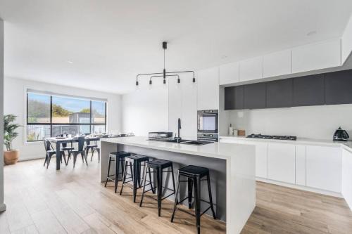 Rosebud House | Seventh and Shore - Spacious Poolside Group Getaway