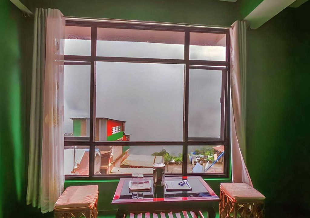 Darjeeling House | Shalom home