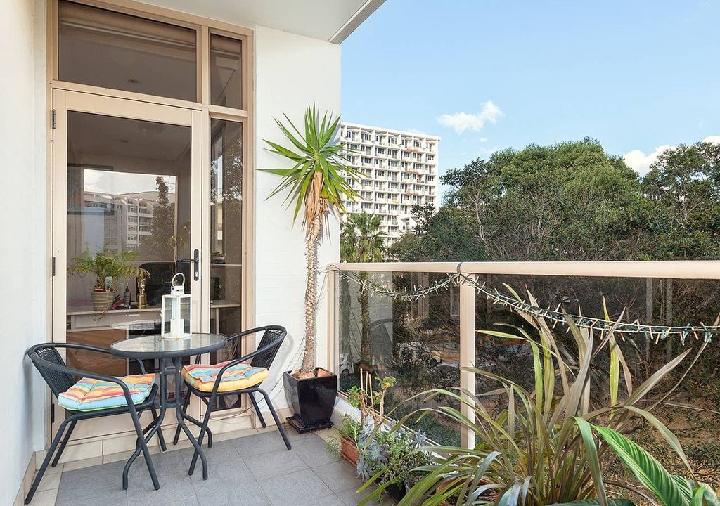 Waterloo Apartment | Shared Inner City Palace