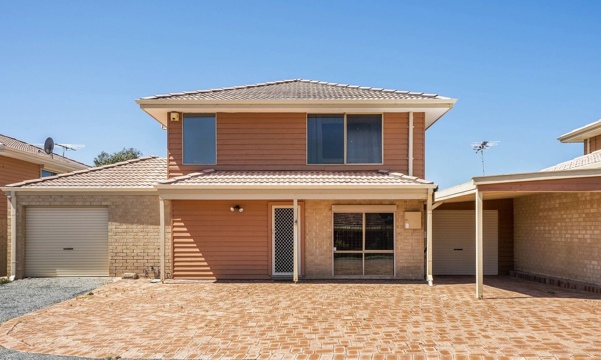 Guilderton House | Shore beats Work - Eleavated Views