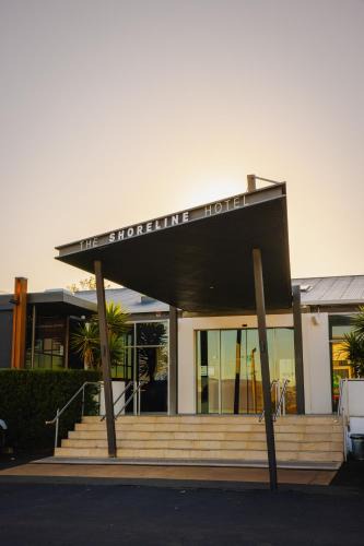 Howrah Hotel | Shoreline Hotel
