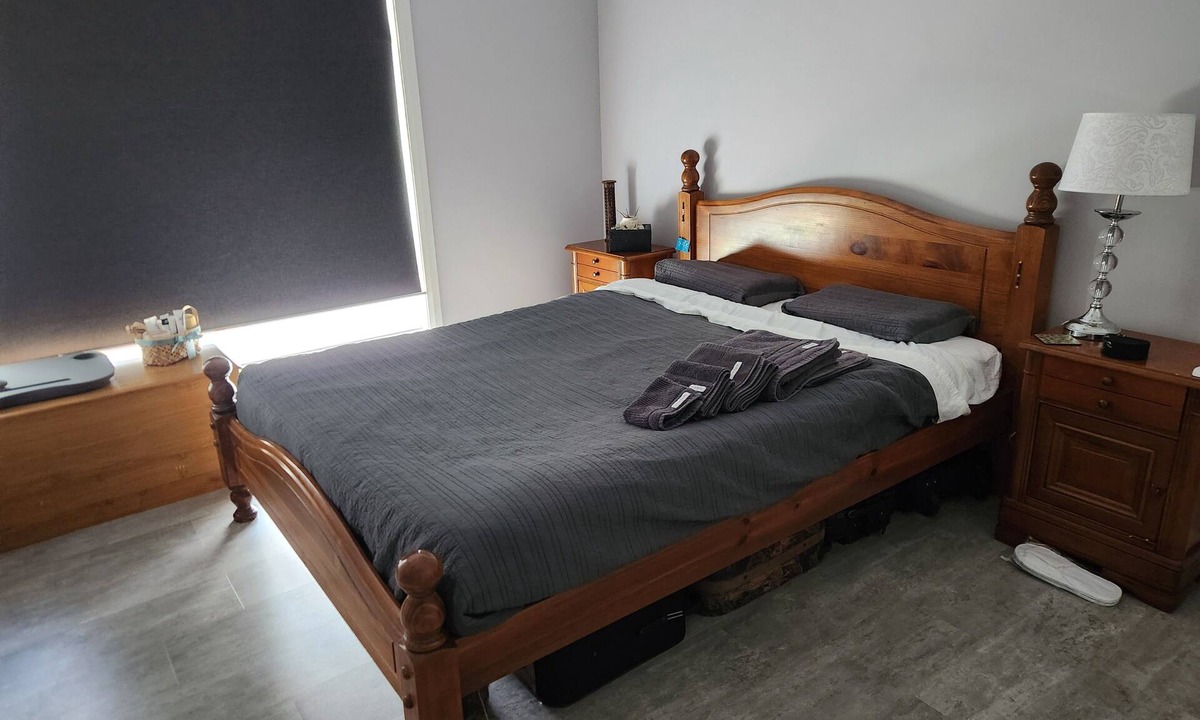 Griffith House | Short term stay perfect for the business traveller Pet friendly