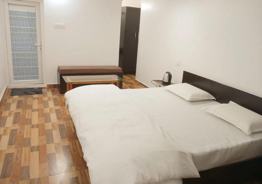 Bhowali House | Shri Kachi Dham Home Stay