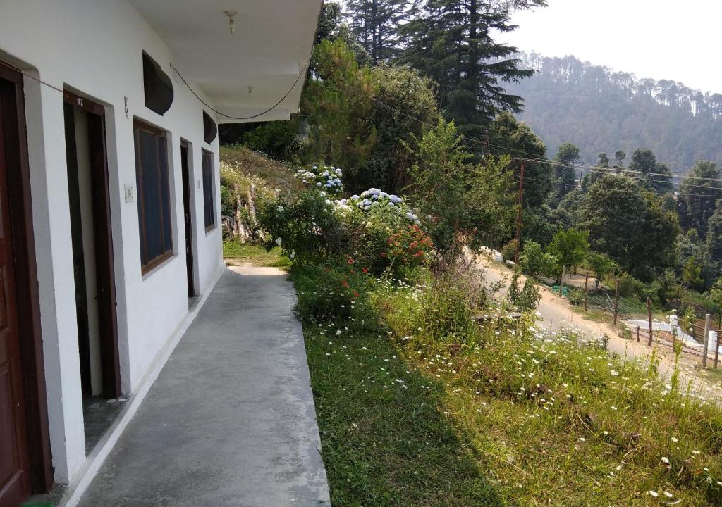 Kausani House | Shubham Home Stay
