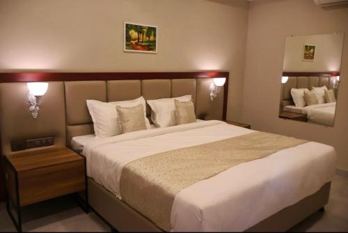 Kumbalam Apartment | Silver sand apartment