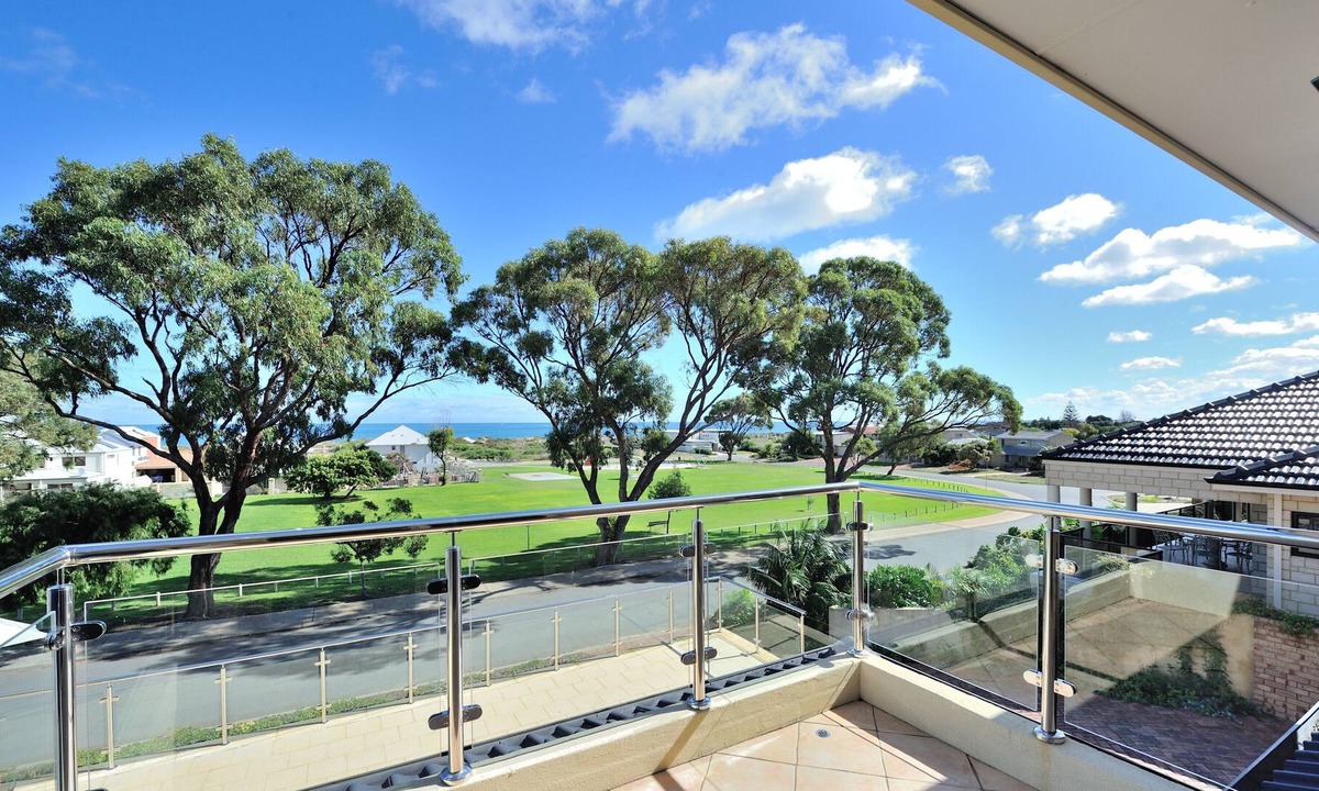 Silver Sands House | Silver Sands Holiday & Beach House