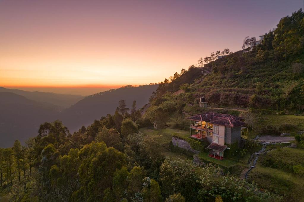 Kodaikanal Villa | Skyfall by LuxUnlock Private Villas