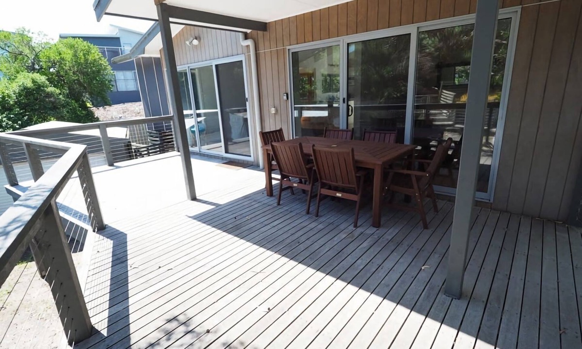 Sandy Point House | Sleepy Hollow Stay 3 Pay 2 Winter Special