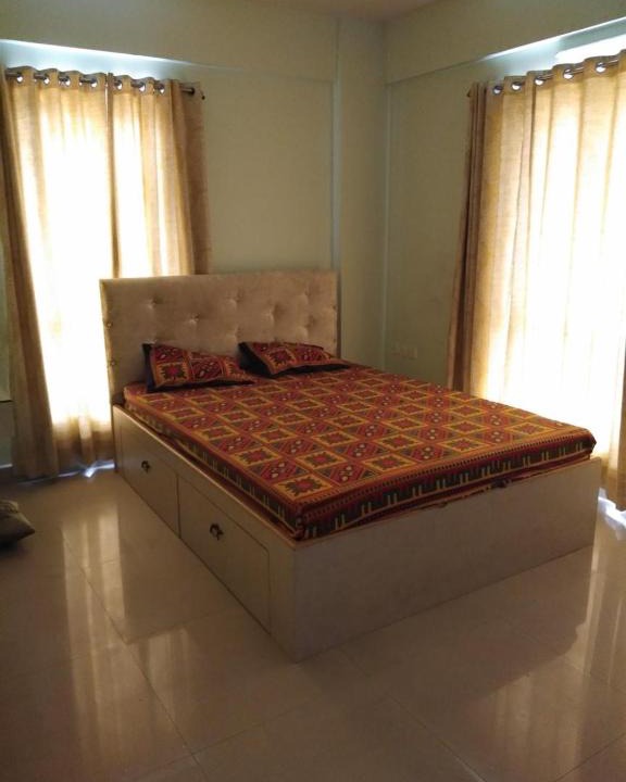 Dumdum House | smart airport couple friendly guset house