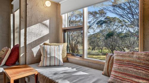 Dinner Plain House | Snowgums 18