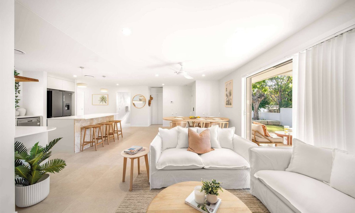 Mooloolaba House | Solara Escape Mooloolaba - Luxe Pet-Friendly Home