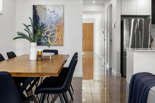 Bowden House | Sophisticated and Chic Living Experience UPMARKET Bowden