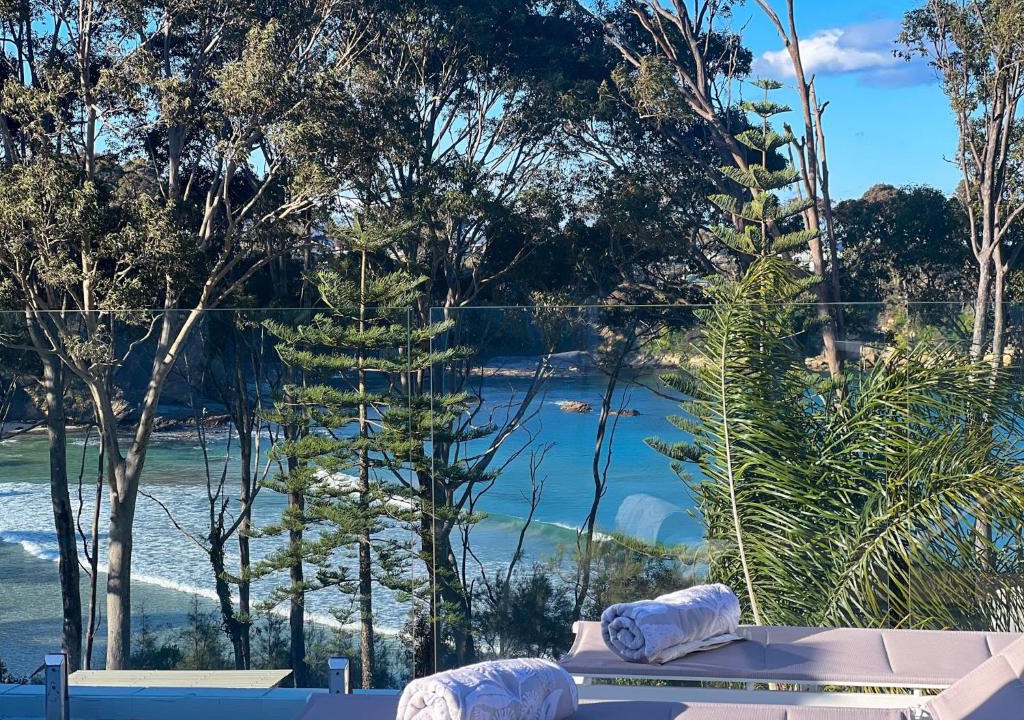 Denhams Beach Apartment | Soulshine Beachside Penthouse