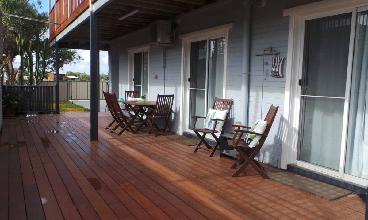 Lancelin House | South Side - Feel the breeze