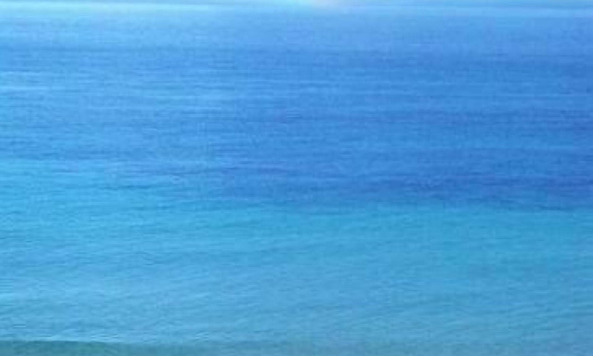 Carrickalinga House | SouthBeach - Absolute Beachfront - 11 Gold Coast Drive