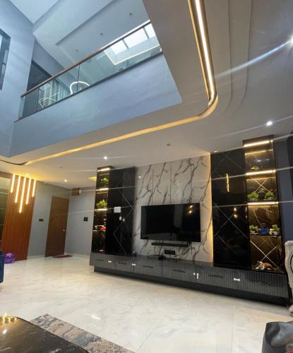 Indore House | SP Villa - The Party House