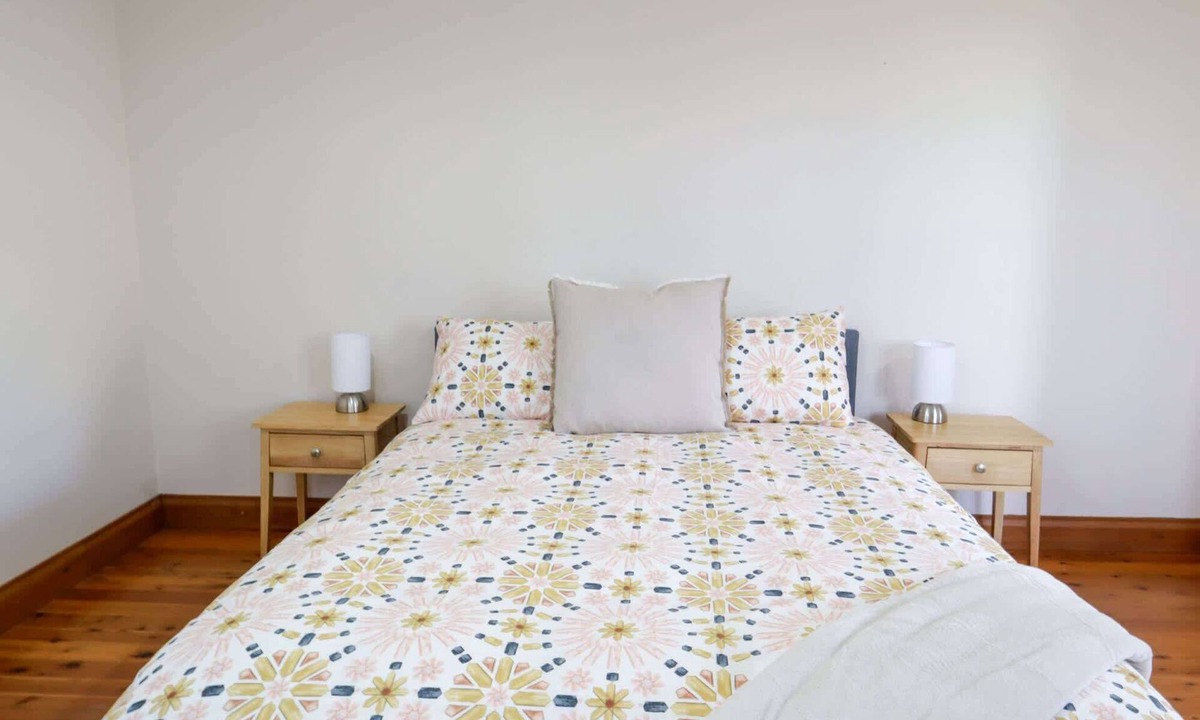 Tenterfield House | Spacious 3-Bed Home in Central Tenterfield