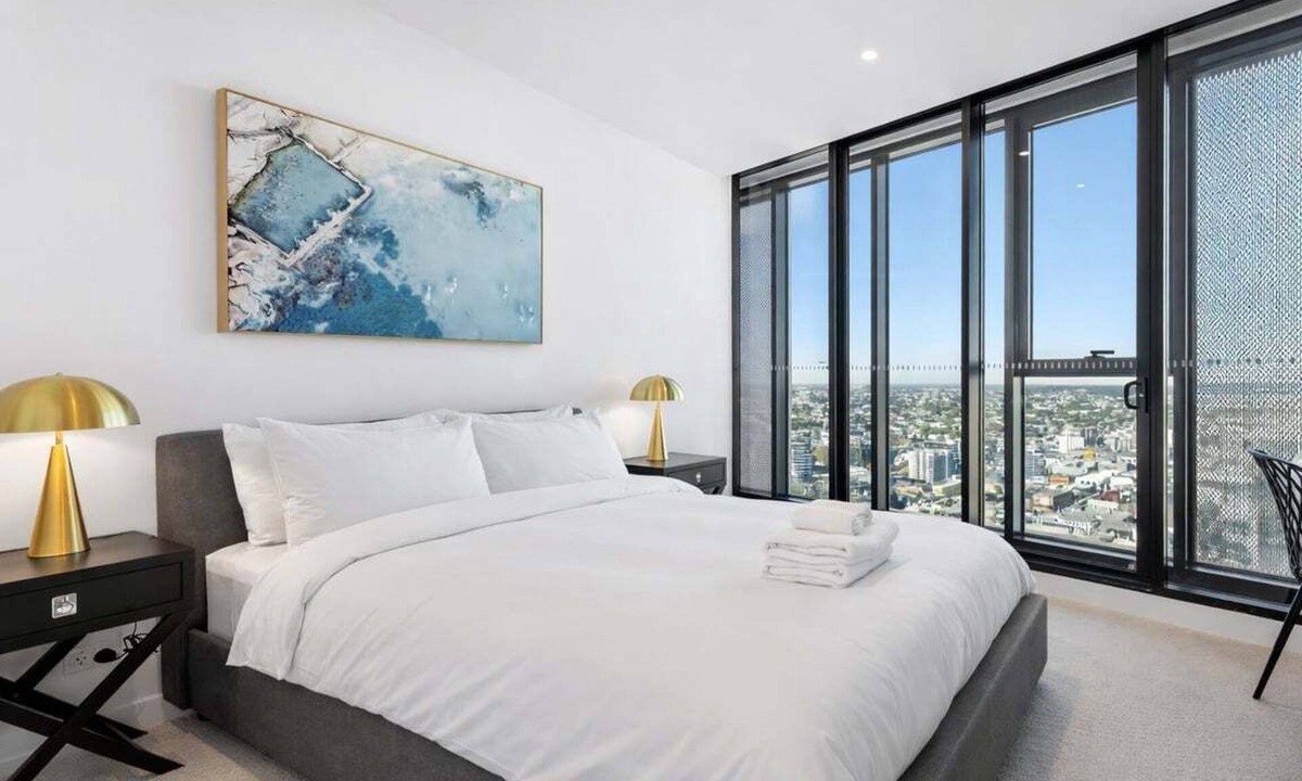 Fortitude Valley Apartment | Spacious 3BR + Pool + Views | Fortitude Valley