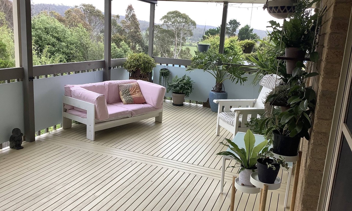 South Pambula House | Spacious house 5 minutes drive to the beach