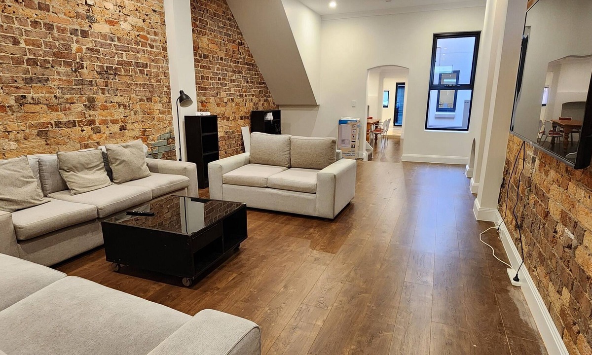 Camperdown House | Spacious & Modern Private Rooms in Camperdown - Close to City and Universities