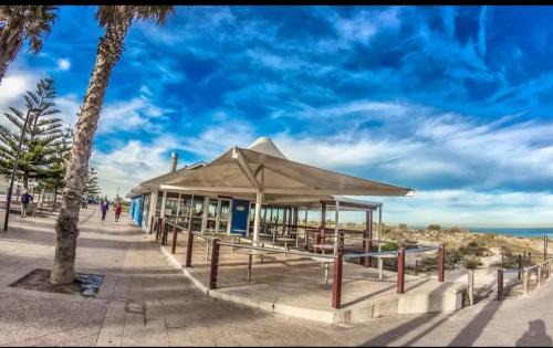Grange House | Spacious self contained unit - short walk to Grange Jetty