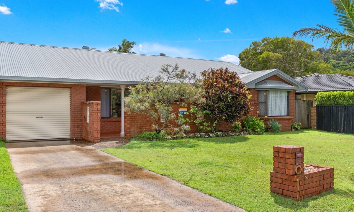 East Ballina House | Spacious three bedroom single-level house located in a quiet residential location