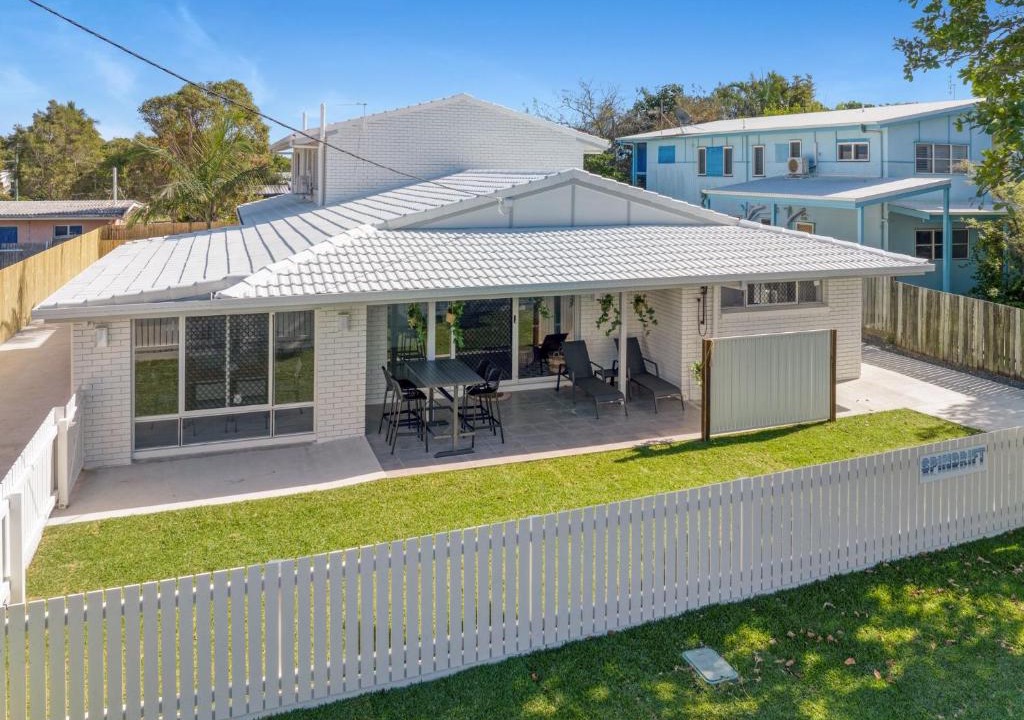 Rainbow Beach Apartment | Spindrift Unit 1 10 Spectrum Street Rainbow Beach