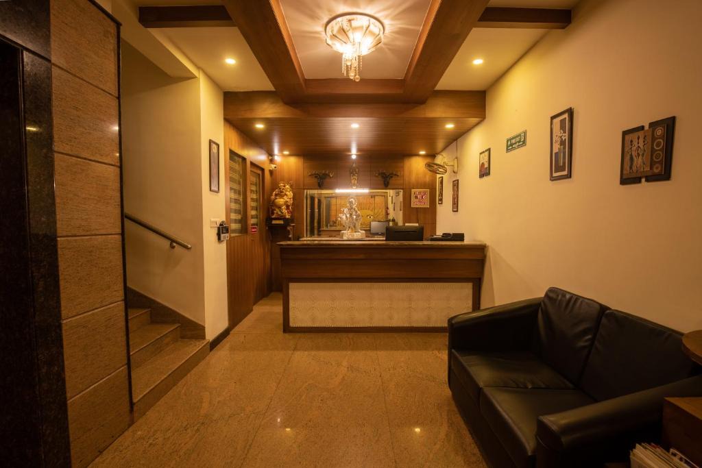 Hosur Hotel | Sri Krishna Palace