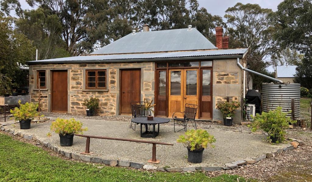 Mintaro Apartment | Stables by the Vines