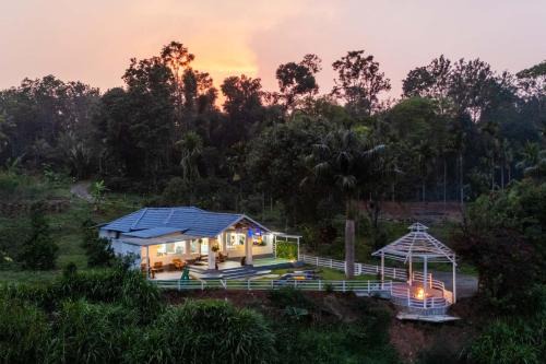 Nakur Sirangala Villa | StayVista at Kailaasa with Bonfire, Pool and Al-fresco