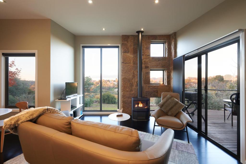 Beechworth Villa | StoneTryst Spa Villas