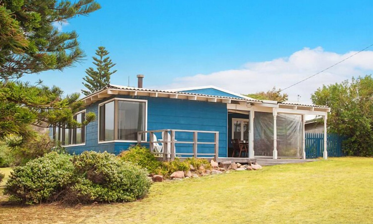 Augusta Cottage | Storm Bay Cottage