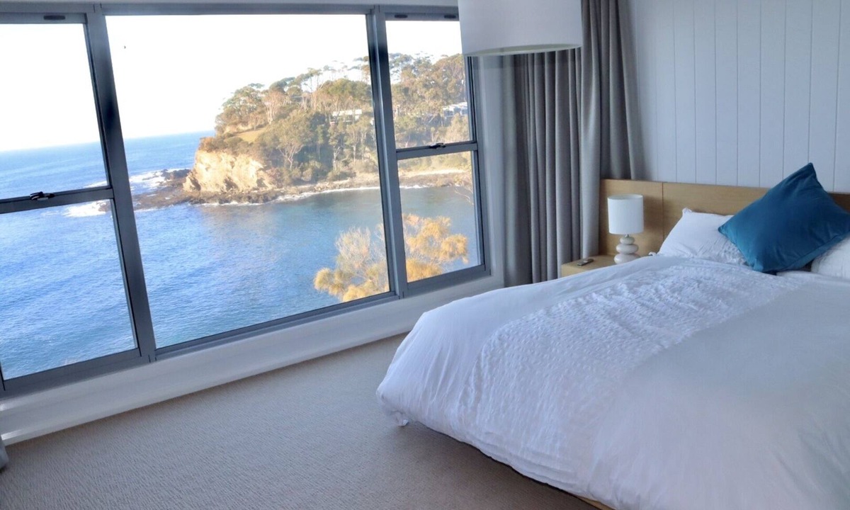 Malua Bay House | Stunning Absolute Ocean Front Luxury 4 Bedroom Home with Spectacular Views