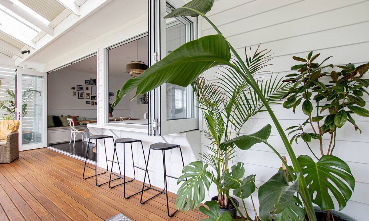 Colonel Light Gardens House | Stylish Bungalow - Perfect for families or couples - Pet Friendly