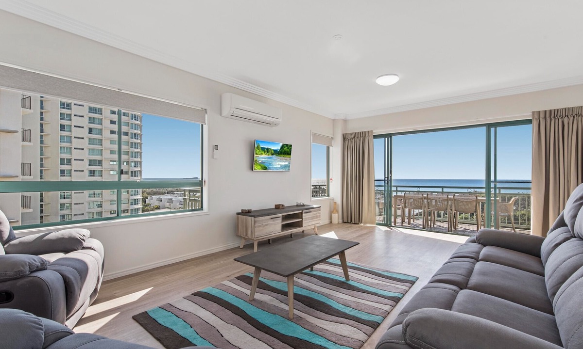 Maroochydore Apartment | Sunshine Towers