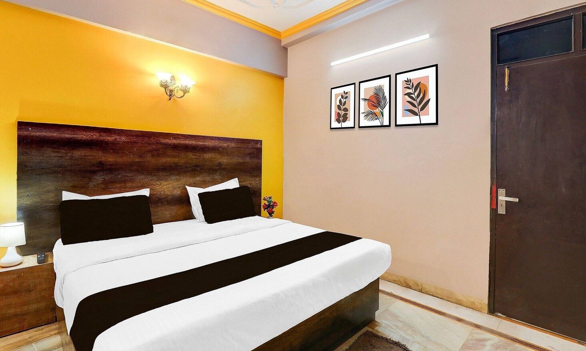 Indira Nagar House | Super Hotel Munshipuliya Formerl Vibrant