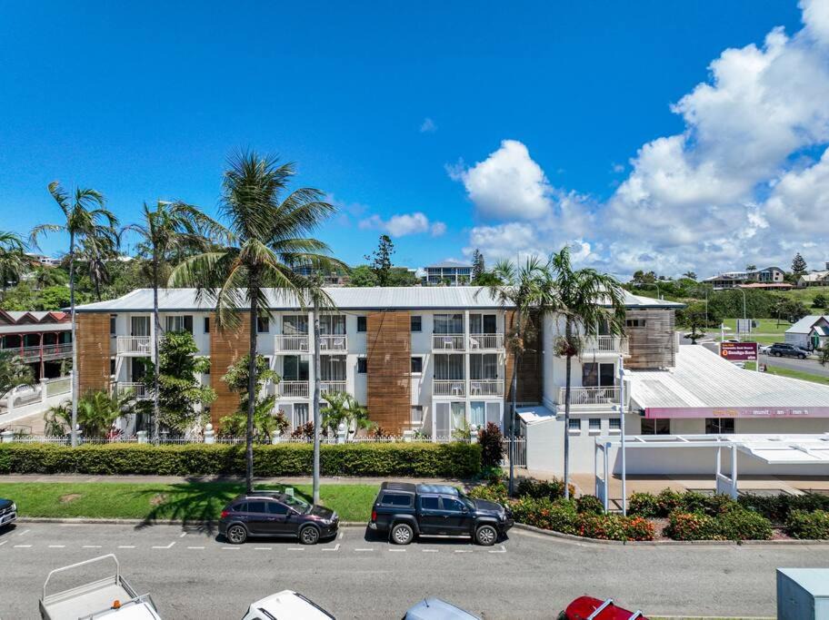 Emu Park Apartment | Superior Studio - Unit 4