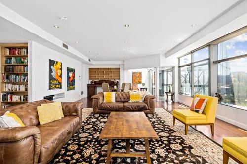 Adelaide Central Business District Apartment | Swainson on Waymouth - Penthouse