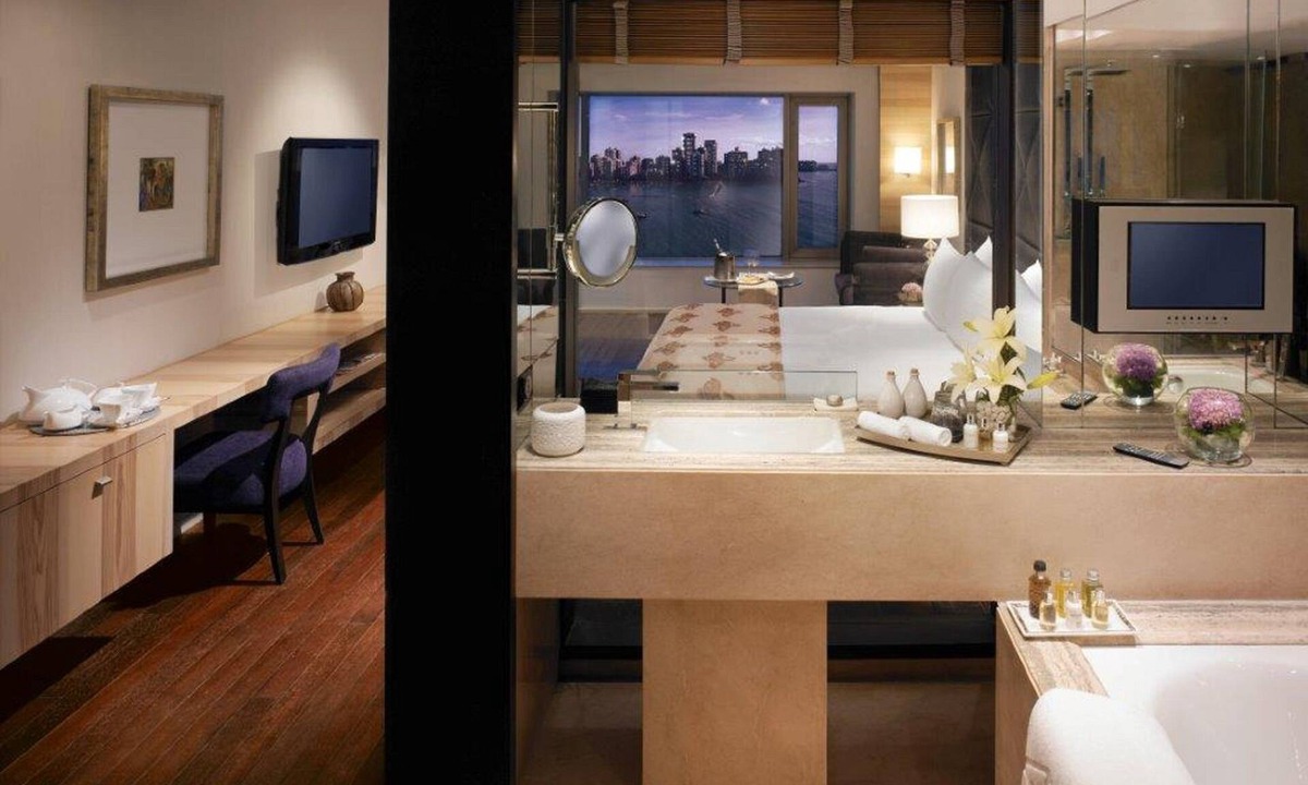 Bandra West Hotel | Taj Lands End