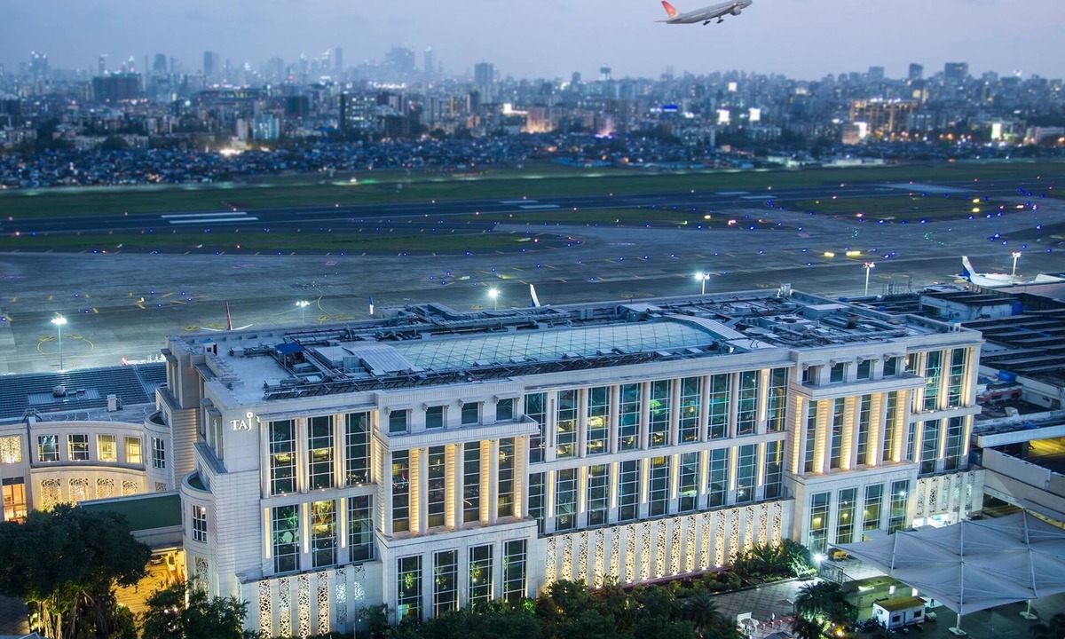 Vile Parle East Hotel | Taj Santacruz