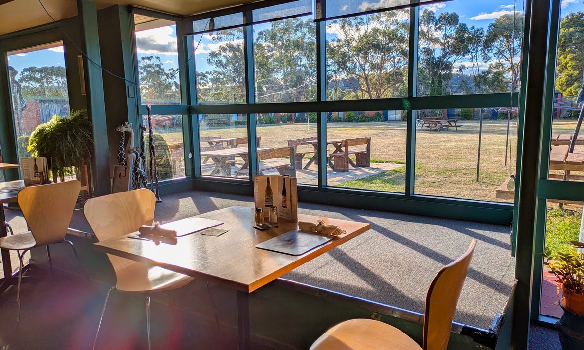 Triabunna Hotel | Tandara Motor Inn