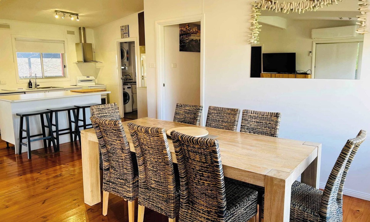 Waterhouse House | Teddy's Shack -Pet friendly outside
