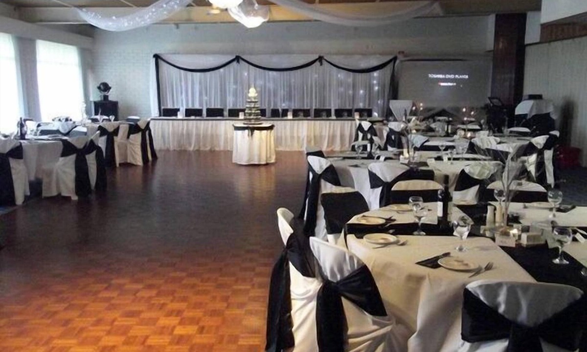 Tenterfield Hotel | Tenterfield Golf Club Fairways Lodge