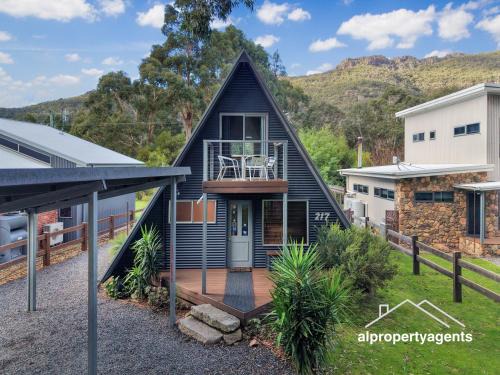 Halls Gap Ski Chalet | The A-Frame