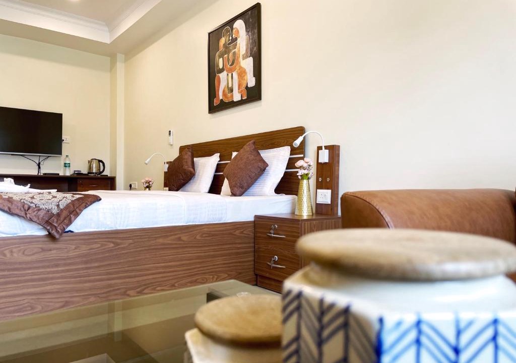 Kolkata House | The Aster Heritage Gold