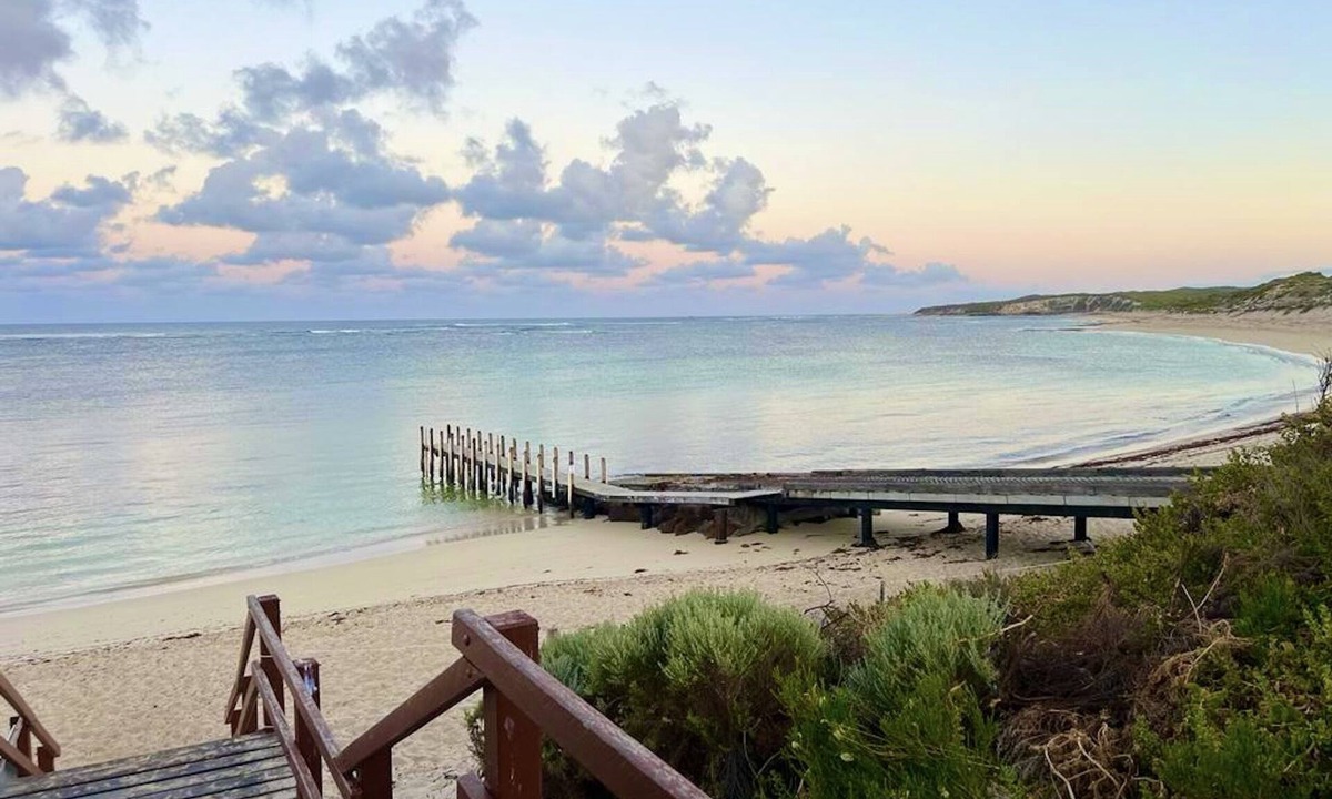 Gnarabup Hotel | The Break, Margaret River Beach Houses