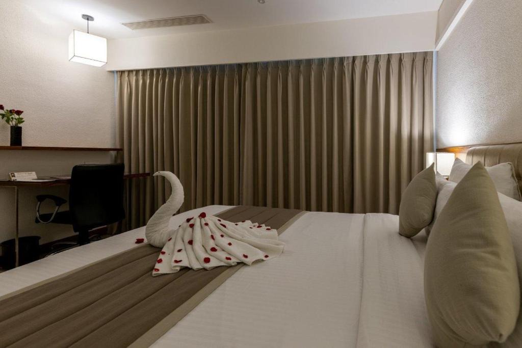 Central Pune Hotel | The Central Park