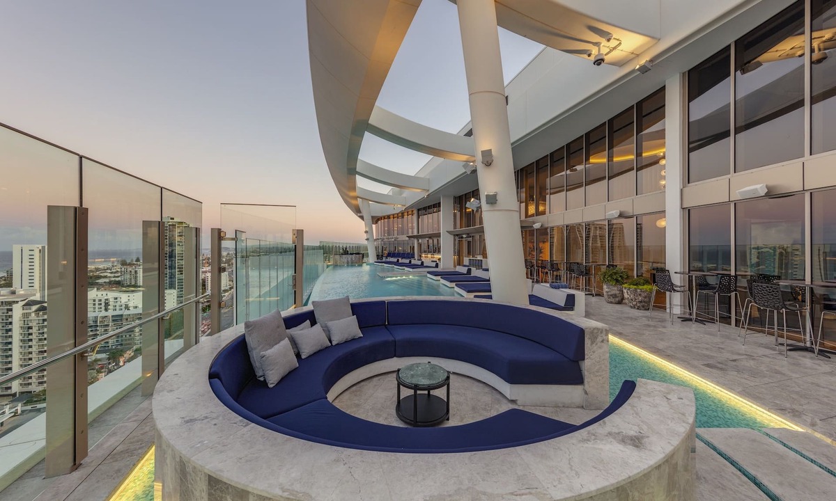 Broadbeach Hotel | The Darling at The Star Gold Coast